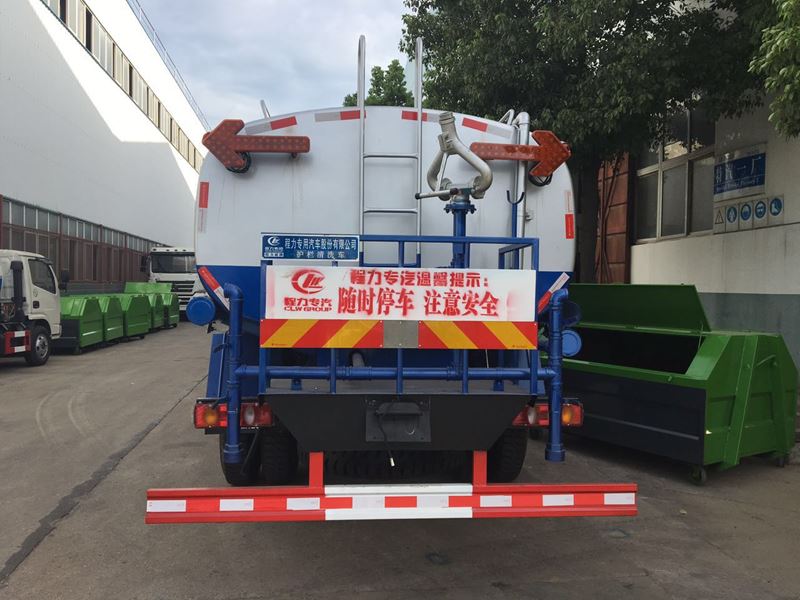 護欄清洗車圖片 護欄清洗車圖片