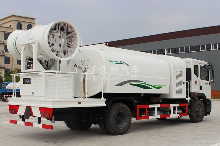 東風御虎多功能抑塵車圖片 東風御虎多功能抑塵車圖片