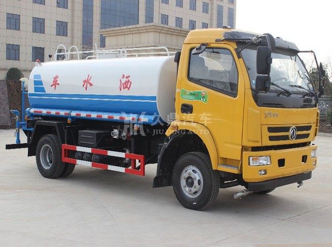 5噸東風(fēng)灑水車圖片 5噸東風(fēng)灑水車圖片