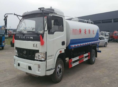 躍進(jìn)10噸灑水車圖片 躍進(jìn)10噸灑水車圖片