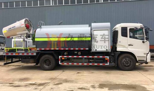 80米風(fēng)送式霧炮東風(fēng)天錦多功能抑塵車(chē)2