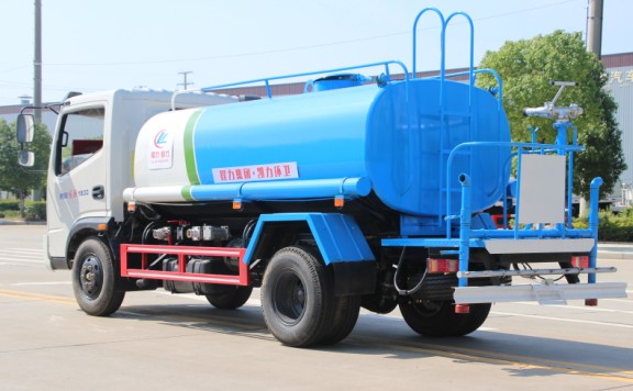 �r�L�L�5����ˮ܇����DƬ