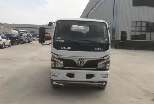 二手灑水車5噸的價(jià)格_國六5方東風(fēng)福瑞卡綠化灑水車廠家價(jià)格4