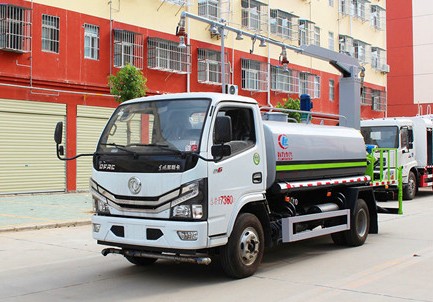 國六東風(fēng)多利卡鐵路抑塵車圖片 國六東風(fēng)多利卡鐵路抑塵車圖片