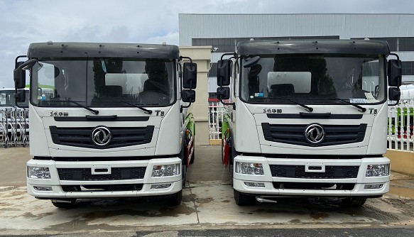 15噸灑水車圖片_國六15方東風(fēng)華神T5綠化灑水車廠家價格4