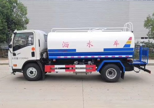 國六大運奧普力黃牌8方灑水車圖片 國六大運奧普力黃牌8方灑水車圖片