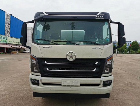 12噸灑水車價格表_國六大運祥龍13方綠化灑水車廠家價格4