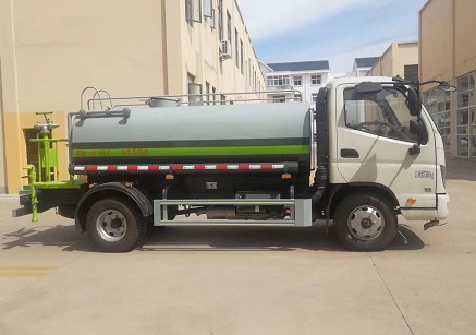 國(guó)六5方福田M3灑水車圖片 國(guó)六5方福田M3灑水車圖片