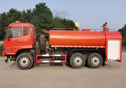 國六東風(fēng)天錦6驅(qū)越野消防灑水車 國六東風(fēng)天錦6驅(qū)越野消防灑水車