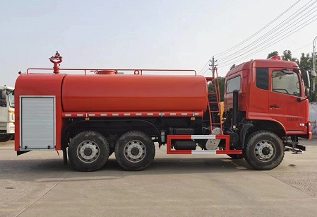 國六東風(fēng)天錦6驅(qū)越野消防灑水車 國六東風(fēng)天錦6驅(qū)越野消防灑水車