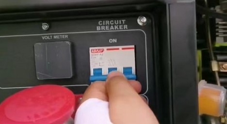 Ӻú늣ѿ՚_P{ɫ_Pȥ