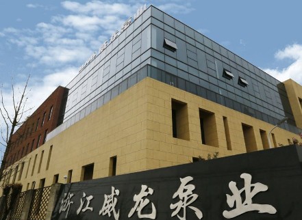 杭州威龍自吸式灑水車廠家圖片 杭州威龍自吸式灑水車廠家圖片