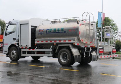 電動(dòng)灑水車廠家_東風(fēng)凱普特5噸純電動(dòng)灑水車3