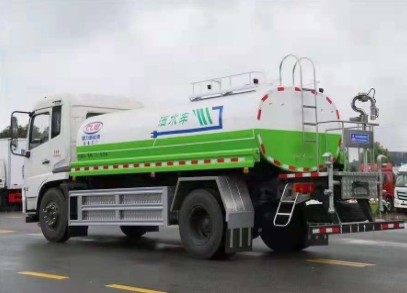 電動灑水車是什么車型_東風天錦12噸純電動灑水車4