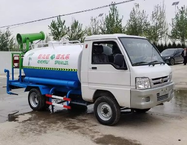 小型電動(dòng)四輪灑水車_電動(dòng)四輪霧炮灑水車_新能源灑水車4