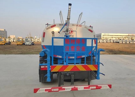 國六東風5方灑水車 國六東風5方灑水車