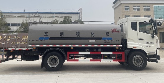 15方重汽豪沃V5灑水車 15方重汽豪沃V5灑水車