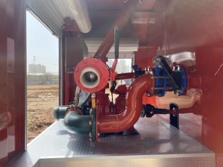 5.5方東風專用底盤D1四驅消防灑水車 5.5方東風專用底盤D1四驅消防灑水車