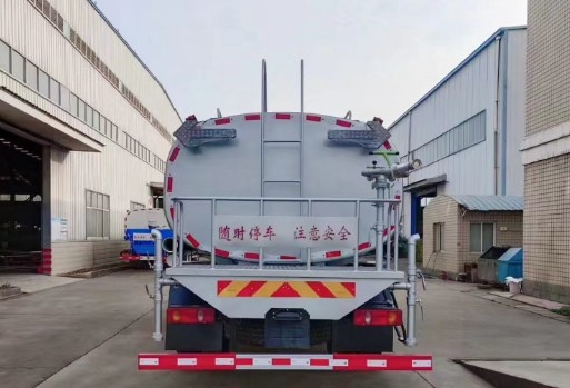 15方東風D3灑水車_神綠通牌SLV5180GPSE型綠化噴灑車 15方東風D3灑水車_神綠通牌SLV5180GPSE型綠化噴灑車