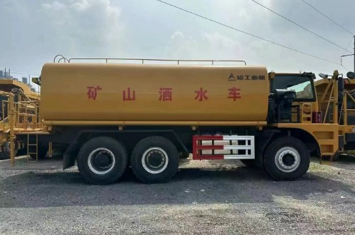 二手40方礦山灑水車_二手臨工重機(jī)礦山灑水車 二手40方礦山灑水車_二手臨工重機(jī)礦山灑水車