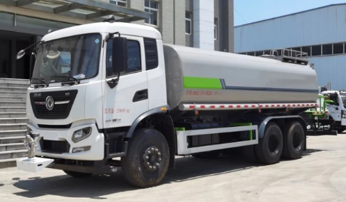 工程灑水車廠家_東風天錦后雙橋22方灑水車2