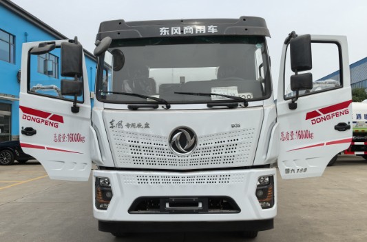 新款12方東風(fēng)專底D3S灑水車_程力威牌CLW5160GPSZD6型綠化噴灑車 新款12方東風(fēng)專底D3S灑水車_程力威牌CLW5160GPSZD6型綠化噴灑車